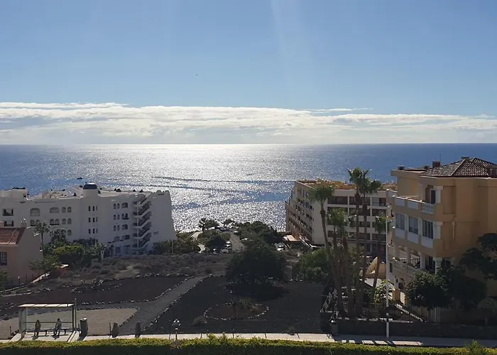 Ocean View Apartment *